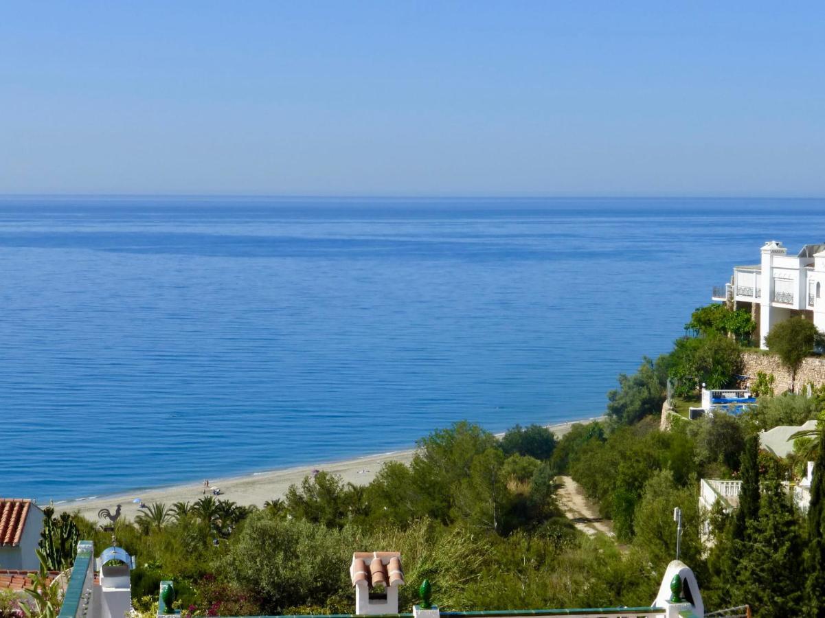 Pueblo Chimenea Villa Nerja Exterior photo
