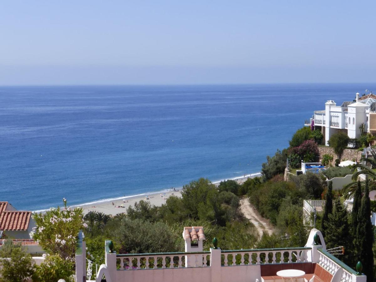 Pueblo Chimenea Villa Nerja Exterior photo
